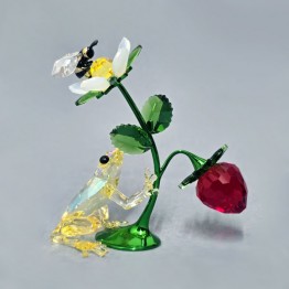 Idyllia Frog, Bee and Strawberry